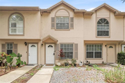 2209 Fletchers Point Cir, TAMPA, FL, 33613-4167 | Card Image