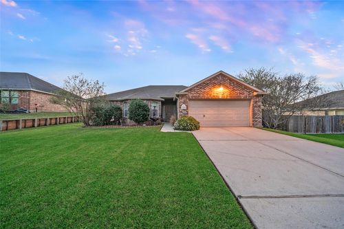 12619 Hackberry Dr, Willis, TX, 77318-5319 | Card Image