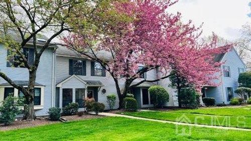 2804 Cricket Cir, Edison, NJ, 08820-4218 | Card Image