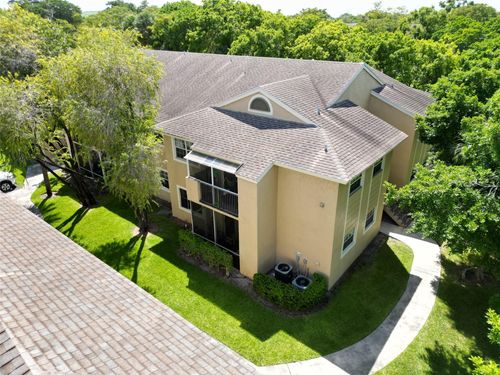 k20-661 Cypress Lake Blvd, Deerfield Beach, FL, 33064-5090 | Card Image