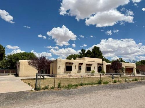1770 Betts Ln, Bosque Farms, NM, 87068-9317 | Card Image