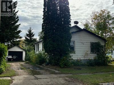 224 3 Rd Ave W, House other with 2 bedrooms, 1 bathrooms and null parking in Canora SK | Image 1