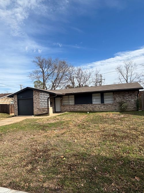 3718 Yellowstone Street, Irving, TX, 75062 | Card Image