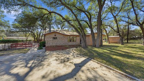 1248 Edwards Blvd, New Braunfels, TX, 78132-4044 | Card Image