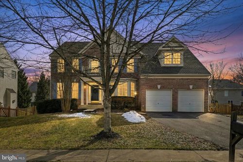 105 Meadowbrook Ct Sw, LEESBURG, VA, 20175-5835 | Card Image