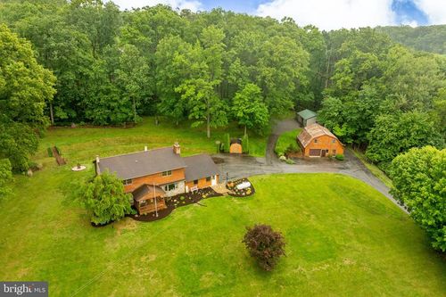 354 Lammey Rd, HONEY BROOK, PA, 19344-1214 | Card Image