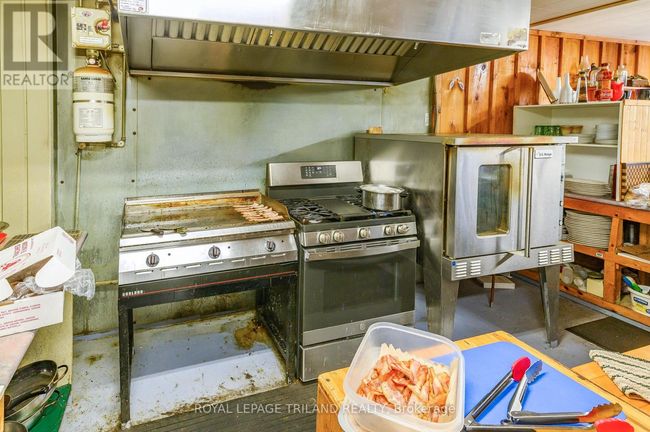 288 King St S, Home with 0 bedrooms, 0 bathrooms and null parking in Highgate ON | Image 33