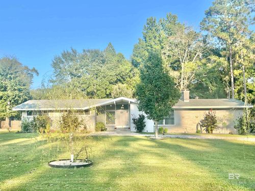 111 Dogwood Pl, Atmore, AL, 36502-9164 | Card Image