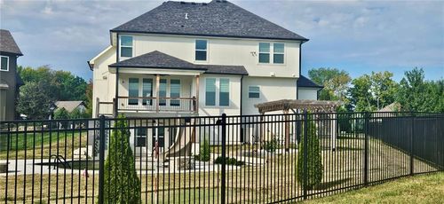 408 Greenview Dr, Blue Springs, MO, 64029-7716 | Card Image