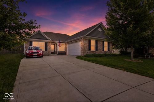 8717 Fielding Ln, Indianapolis, IN, 46239-1069 | Card Image