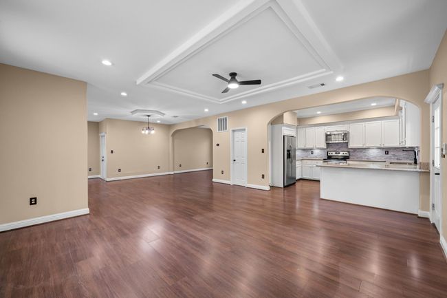2713 Druid St, House other with 3 bedrooms, 3 bathrooms and 2 parking in Houston TX | Image 12