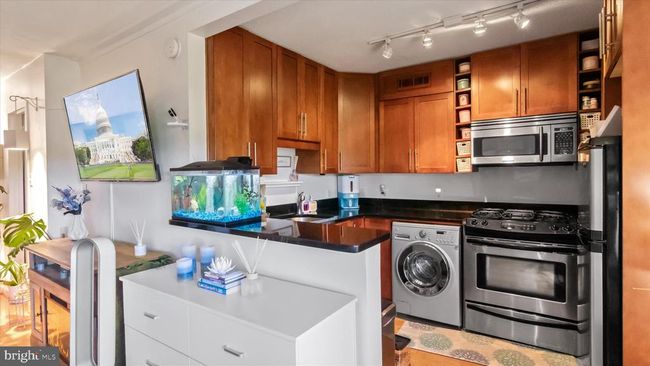 APT-800 - 7333 New Hampshire Ave, Condo with 0 bedrooms, 1 bathrooms and null parking in TAKOMA PARK MD | Image 11