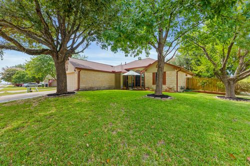 500 Morning Dove Dr, Hutto, TX, 78634-4424 | Card Image