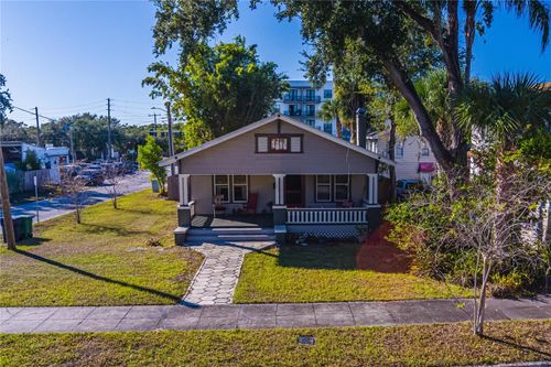 6002 N Suwanee Ave, Tampa, FL, 33604-6748 | Card Image