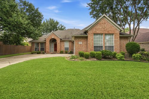 5440 Lake Powell Dr, Fort Worth, TX, 76137-4338 | Card Image