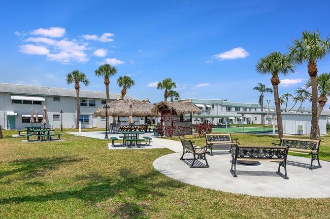 APT-8 - 5267 81 St St N, Condo with 2 bedrooms, 1 bathrooms and null parking in St Petersburg FL | Image 22