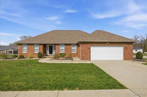 716 Wedgewood Ln, Trenton, IL, 62293-1797 | Card Image