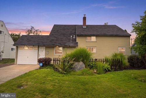 34 Ridge Ln, LEVITTOWN, PA, 19055-1106 | Card Image