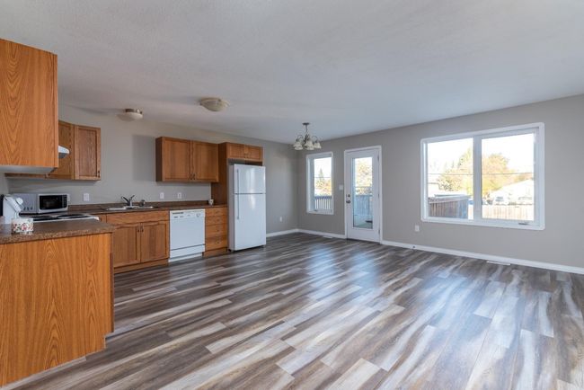 5315 50 Avenue, House other with 4 bedrooms, 2 bathrooms and 3 parking in Lloydminster SK | Image 4