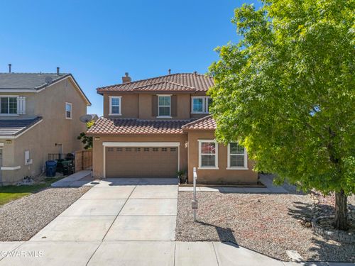 4244 Jonathon St, Lancaster, CA, 93536-6850 | Card Image