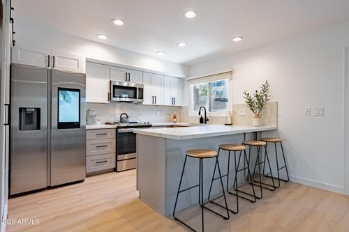 c-6961 E Osborn Rd, Scottsdale, AZ, 85251-6255 | Card Image