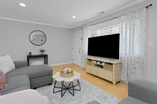 apt-15-296 Main Ave, Norwalk, CT, 06851-6142 | Card Image