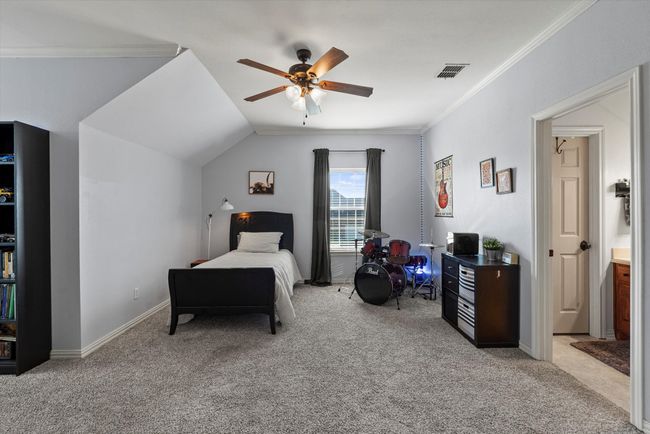 1072 W Secretariat Dr, House other with 4 bedrooms, 5 bathrooms and null parking in Terrell TX | Image 25