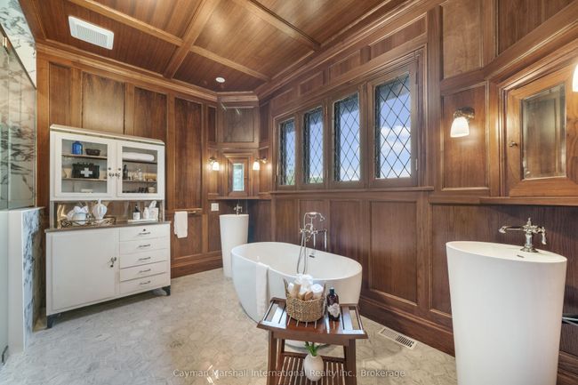 1040 Skeleton Lake 1 Rd, House other with 3 bedrooms, 6 bathrooms and 10 parking in Utterson ON | Image 15