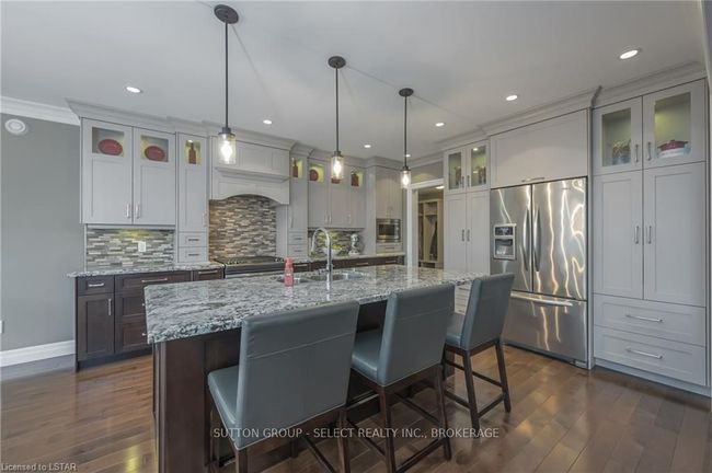 421 Bradwell Chase, House other with 4 bedrooms, 0 bathrooms and 6 parking in London ON | Image 18