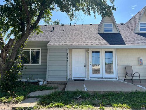 2243 Prairie St, Emporia, KS, 66801-5756 | Card Image