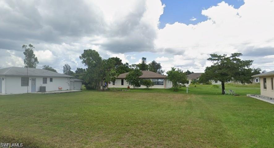 Land in NORTH PORT