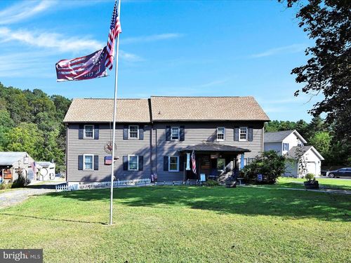 247 Meadow Dr, AUBURN, PA, 17922-9086 | Card Image