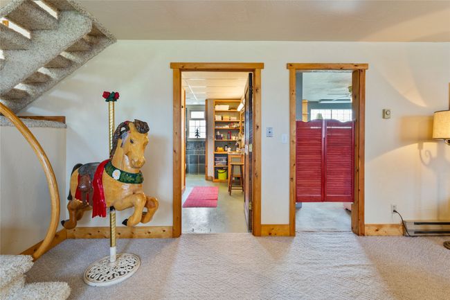Lower Level Living Room / Den | Image 44