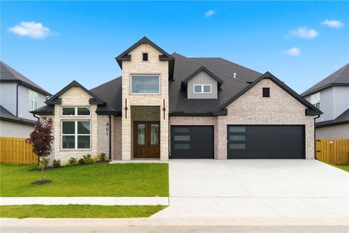 401 Hedge Dr, Centerton, AR, 72719-5115 | Card Image
