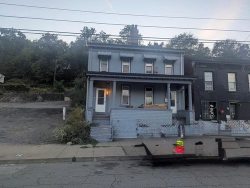 1215 Mccolloch St, Wheeling, WV, 26003-3137 | Card Image