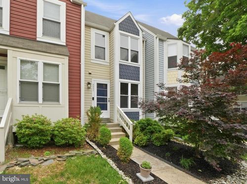 5907 Sir Cambridge Way, ALEXANDRIA, VA, 22315-4722 | Card Image