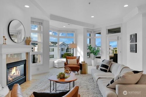 apt-4003-520 6th Ave, Kirkland, WA, 98033-5683 | Card Image