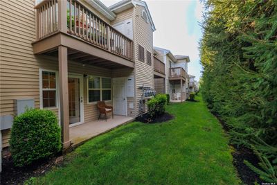 1129 - 1129 Willow Lane, Condo with 2 bedrooms, 2 bathrooms and null parking in Valley Stream NY | Image 3