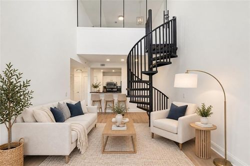 a517-1075 Peachtree Walk Ne, Atlanta, GA, 30309-4445 | Card Image