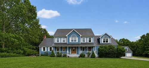 24 Rhodes St, Plainville, MA, 02762-1008 | Card Image