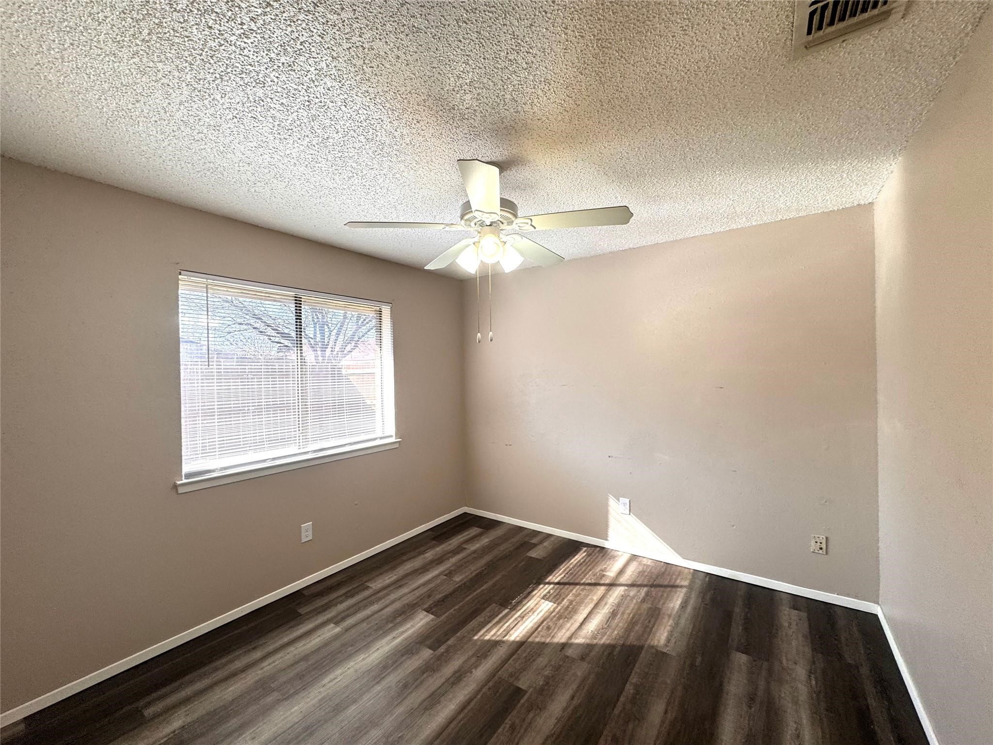 Residential Lease in Rowlett 5