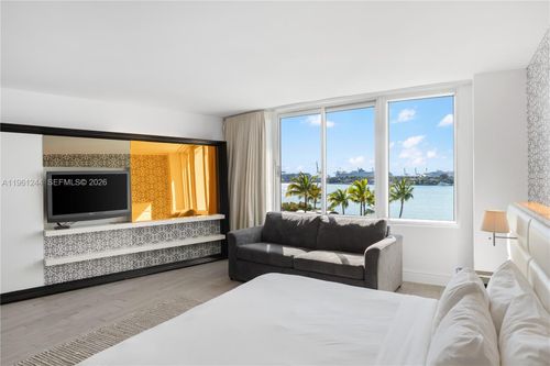 408-1100 West Ave, Miami Beach, FL, 33139-4749 | Card Image