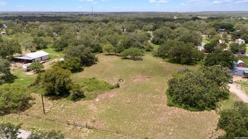 271 Hermosa Dr, Poteet, TX, 78065-3805 | Card Image