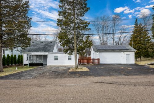 37544 N Columbus Ave, Lake Villa, IL, 60046-7715 | Card Image