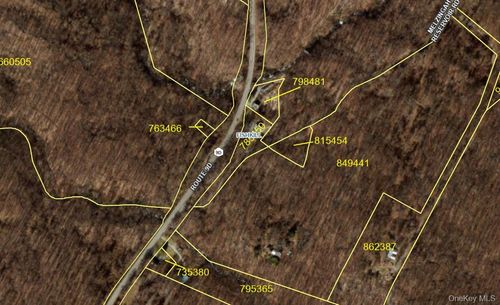 139 Rombout Ave, Beacon, NY, 12508-3211 | Card Image