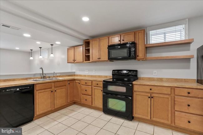 142 Triumphant Way, House other with 5 bedrooms, 4 bathrooms and null parking in FALLING WATERS WV | Image 50