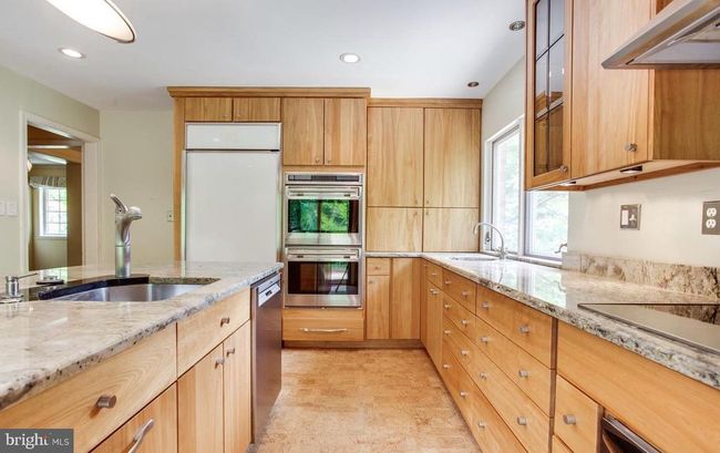 1011 Shipman Ln, House other with 5 bedrooms, 4 bathrooms and null parking in Mclean VA | Image 13