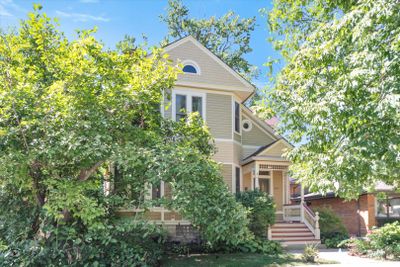 10610 S Leavitt Street, House other with 5 bedrooms, 2 bathrooms and null parking in Chicago IL | Image 2