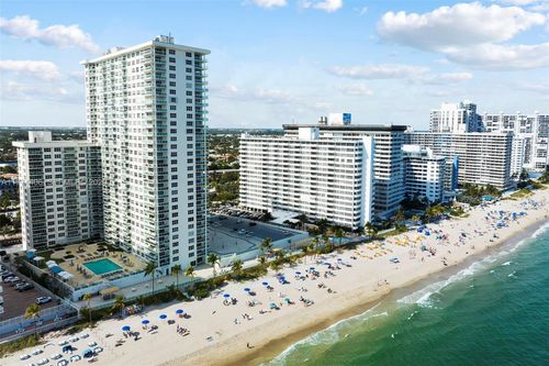 214-3900 Galt Ocean Dr, Fort Lauderdale, FL, 33308-6631 | Card Image