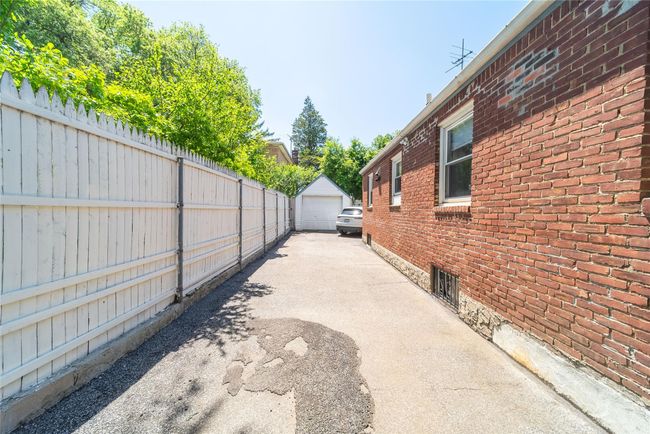 58 219 Th St, House other with 4 bedrooms, 3 bathrooms and null parking in Bayside Hills NY | Image 14